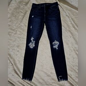 4/$20- Women's Distressed Dark Blue Jeans